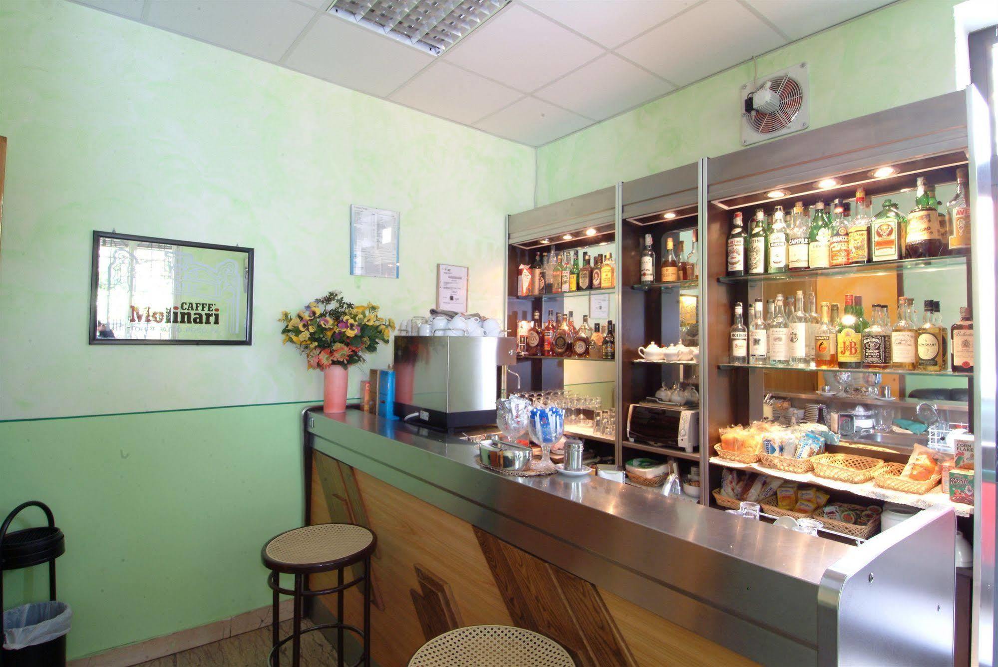 Hotel San Geminiano Modena Kültér fotó