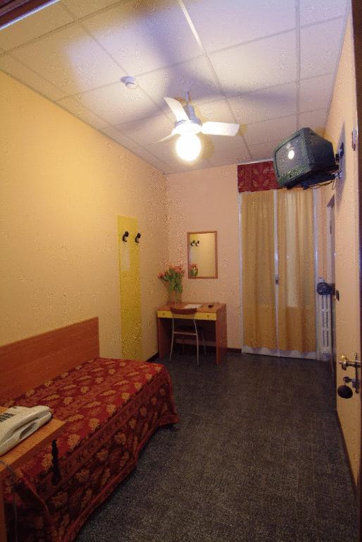 Hotel San Geminiano Modena Kültér fotó