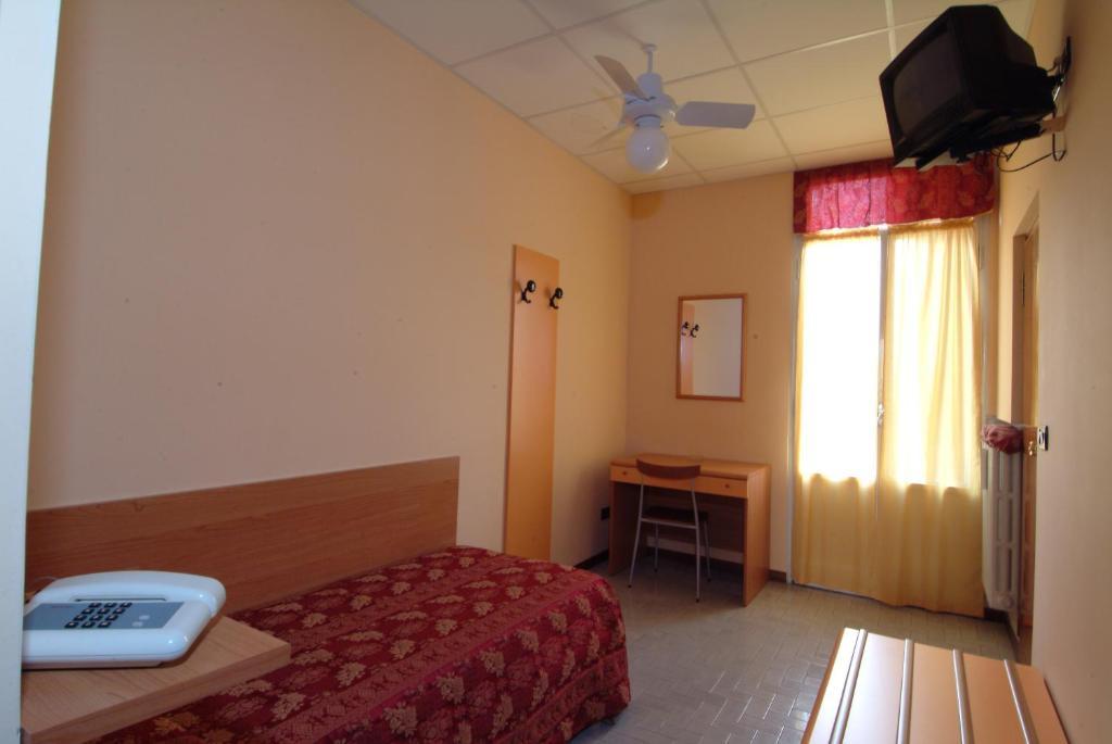 Hotel San Geminiano Modena Kültér fotó